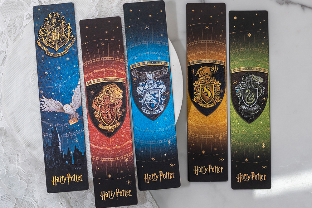 【日本未発売】スリザリン ブックマーカー しおり スリザリン しおり - ハリー・ポッター コレクション | Paperblanks